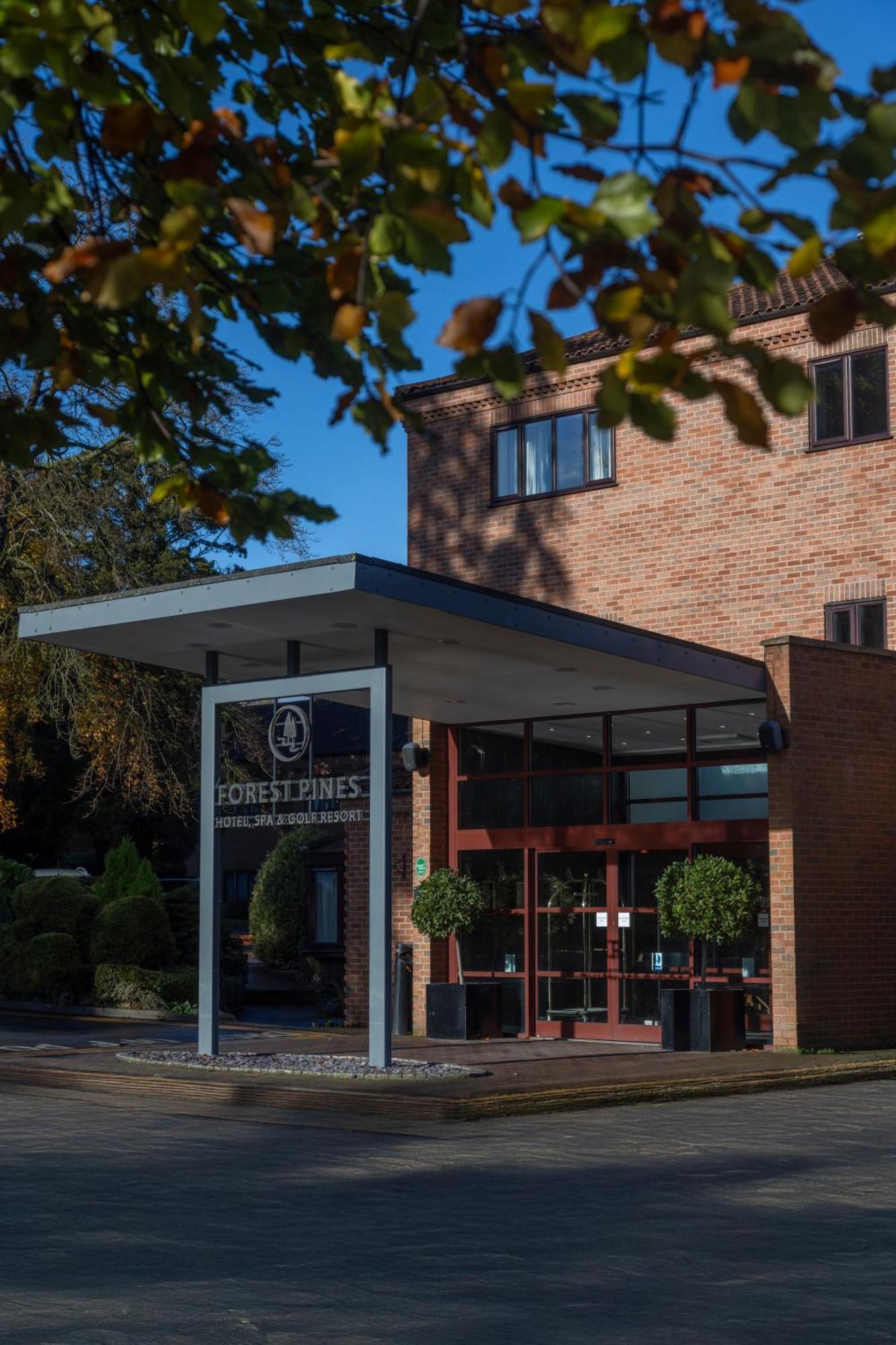 Forest Pines Hotel, Spa & Golf Resort Brigg Buitenkant foto